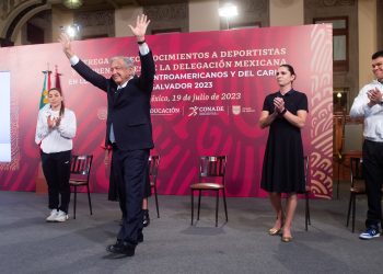 Andrés Manuel López Obrador celebró a la delegación de deportistas y entrenadores que colocó a México en el primer lugar de los XXIV Juegos Centroamericanos y del Caribe