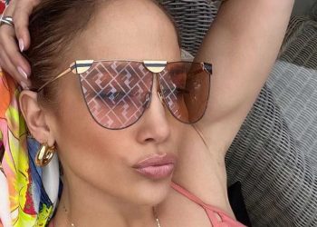 Jennifer López fue captada visiblemente molesta luego de acudir a un lujoso gimnasio en Los Ángeles