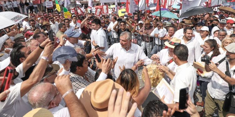 Adán Augusto López Hernández, visitó Cárdenas, para la primera asamblea informativa en Tabasco
