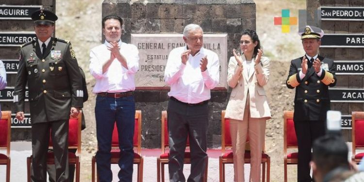 Encabeza AMLO ceremonia por el aniversario luctuoso de Francisco Villa en San Juan del Río, Durango