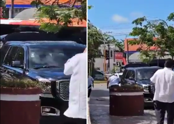 Detienen a taxistas agresores a una camioneta que llevaba a bordo turistas en Cancún