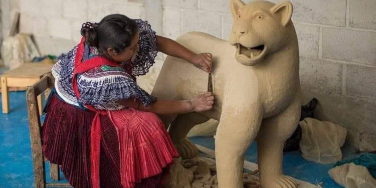 Mexicana participa en el Encuentro Internacional de Cerámica en España