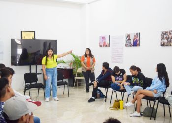 IQM capacita a adolescentes en la prevención de la violencia de género