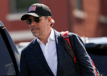 Hunter Biden llega al tribunal donde se espera que se declaré culpable por cargos fiscales