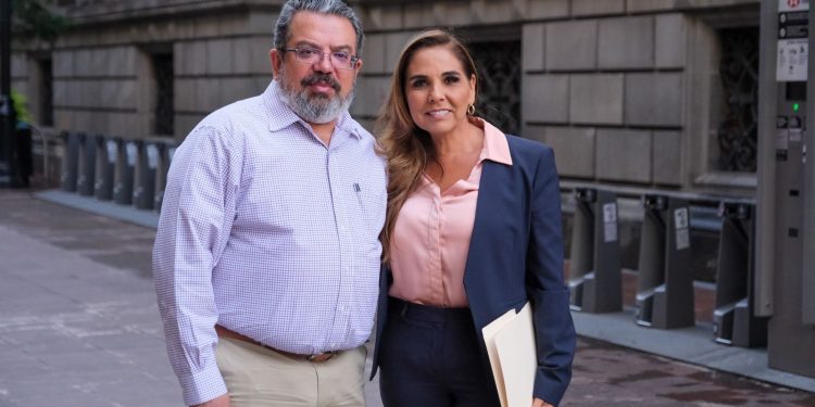 Mara Lezama gestiona ante SICT recursos para comunidades rurales