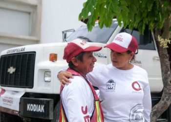 Mara Lezama supervisa trabajos de atención a desfondes en Chetumal