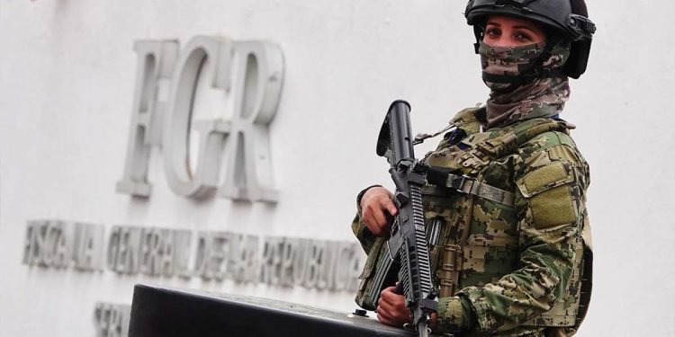 Exfiscal de la SEIDO es sentenciada a prisión por delitos de extorsión y secuestro