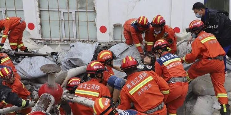 Al menos 10 personas fallecidas  tras derrumbe de un gimnasio en China