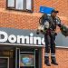 Domino’s pizza hace primera entrega por jetpack en Reino Unido