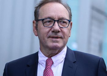 Declaran inocente al actor Kevin Spacey por delitos sexuales contra 4 hombres