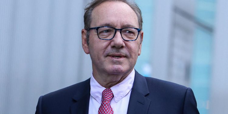 Declaran inocente al actor Kevin Spacey por delitos sexuales contra 4 hombres
