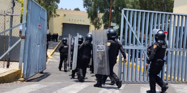 Enfrentamiento en el Reclusorio Oriente deja varios heridos