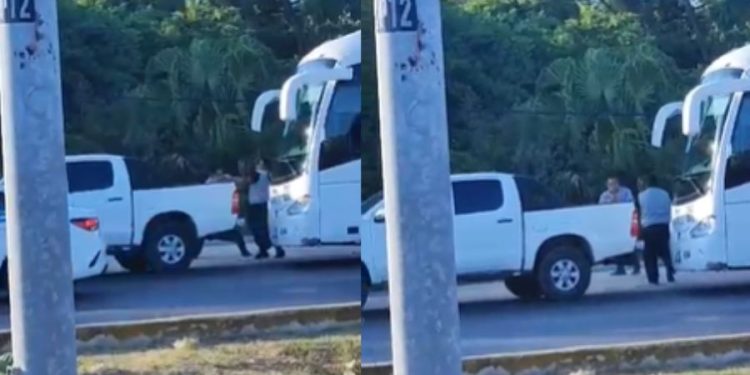 Dos hombres protagonizan riña en la carretera Playa del Carmen