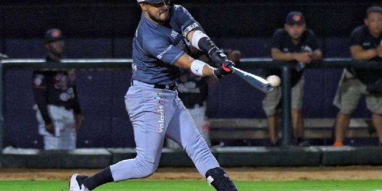 Rieleros vence 5-4 a Tigres de Quintana Roo