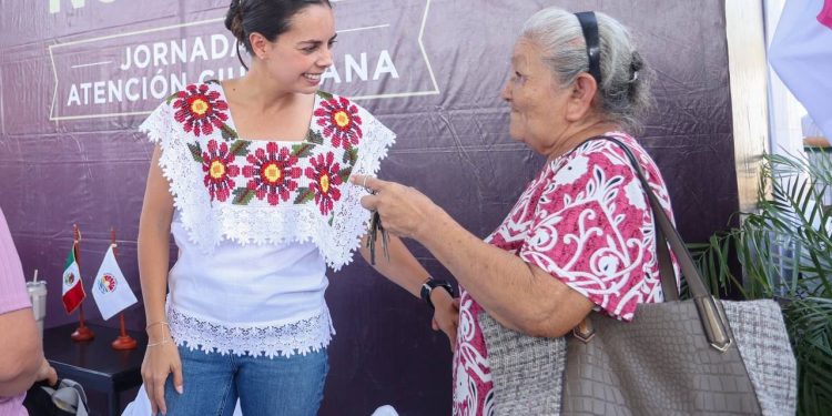 Este es un gobierno que escucha, atiende y resuelve: Ana Paty Peralta