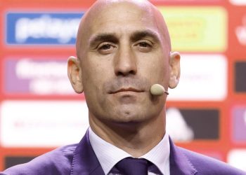 Luis Rubiales es suspendido provisional de la RFEF