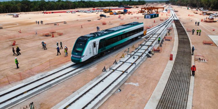 8 mil millones de pesos invertirá CFE en el Tren Maya