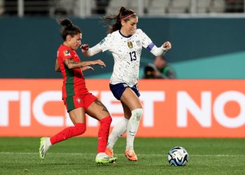EE. UU. avanza a octavos del Mundial tras estresante empate con Portugal