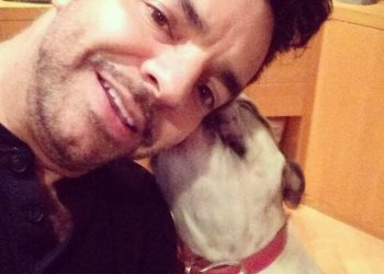 Eugenio Derbez anuncia la muerte de su perrita Fiona