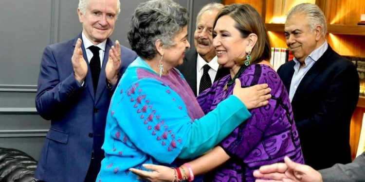 Xóchitl Gálvez, candidata Frente Amplio por México se reúne con Beatriz Paredes