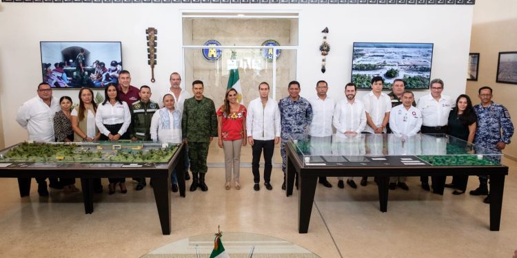 Trabaja Mara Lezama estrategia de inauguración del Aeropuerto de Tulum con responsables de obra