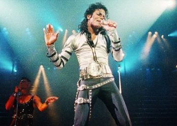 Reabren caso contra Michael Jackson por abuso sexual