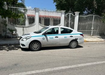 Identifican taxi robado violentamente en Playa del Carmen
