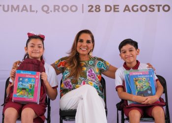 Con entrega de útiles, uniformes y mochilas Mara Lezama inaugura el ciclo escolar 2023-2024