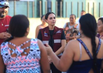 Mantiene Ana Paty Peralta permanentes labores contra el dengue