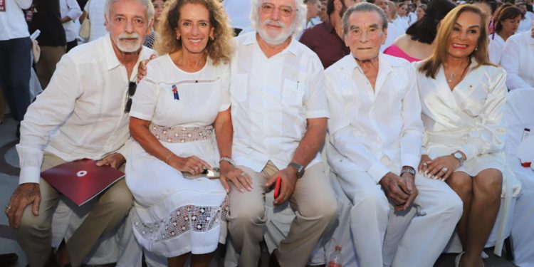 Respaldan sectores empresarial y educativo gestión de Ana Paty Peralta al frente de Cancún