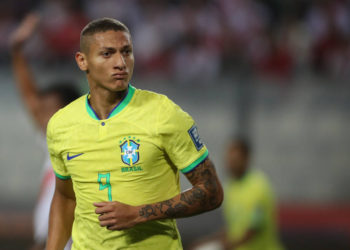 El delantero brasileño Richarlison reconoció que ha pasado por momentos «turbulentos»