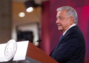 López Obrador revela los nombres de los 10 miembros de su gabinete que renunciarán por elecciones 2024