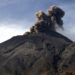 El volcán Popocatépetl incremento su actividad en las últimas 24 horas   registrando tres explosiones, un sismo y casi 400 exhalaciones