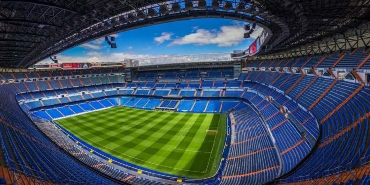 Detienen a jugadores del Real Madrid por vinculación con la difusión de un video de contenido sexual