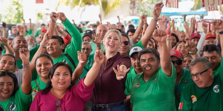 Morenistas de Mérida respaldan a Verónica Camino en su decisión de transformar Yucatán