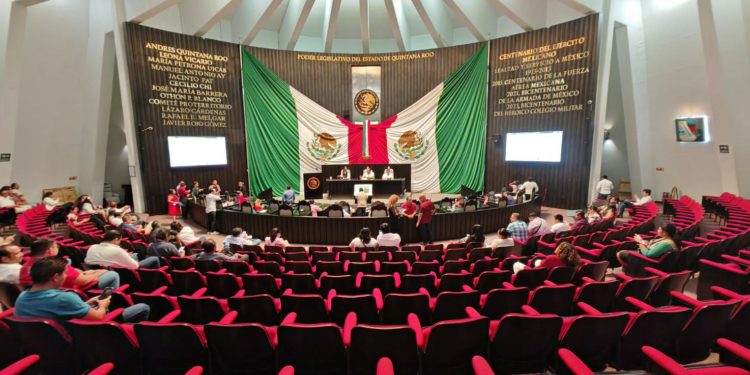 Aprueban calendario de comparecencias para la glosa del primer informe