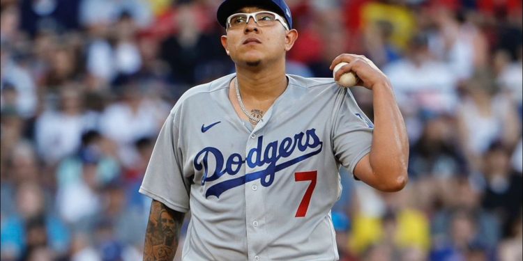 Sigue investigación contra el jugador Julio Urías