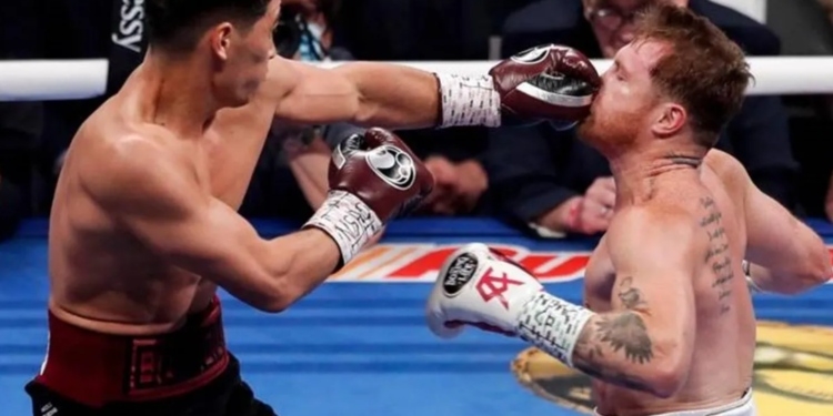 Saúl ‘Canelo’ Álvarez, se sinceró en una entrevista y aseguró que no debió pelear contra Dmitry Bivol, ya que esa derrota le caló