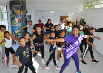 La Fundación de Parques y Museos de Cozumel reinició los talleres permanentes en el BiblioAvión Gervasio