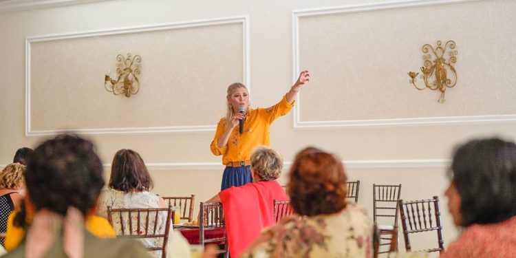 Estoy lista para dar el paso más importante de mi vida en favor de la transformación de Yucatán: Verónica Camino