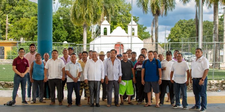 INMAYA entrega apoyos y promueve la cultura maya