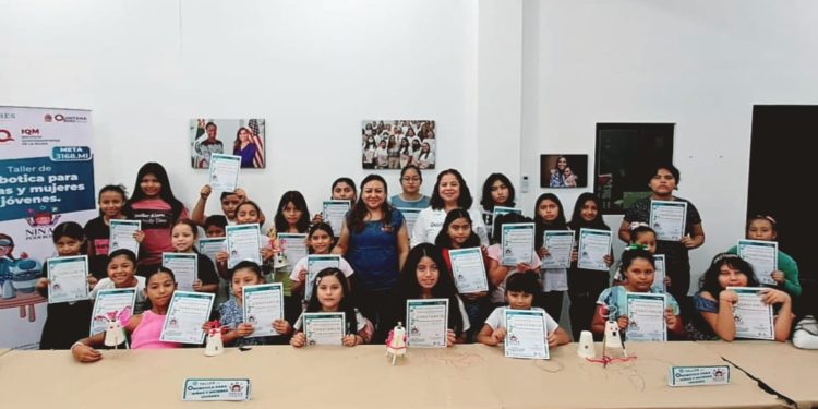 El IQM promueve la participación de las mujeres jóvenes y las niñas en el campo de la robótica