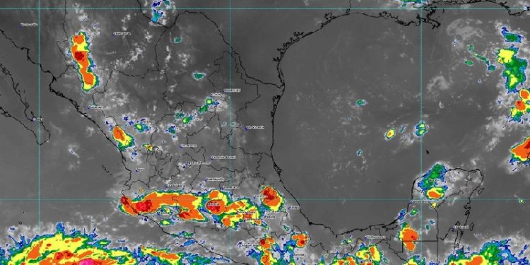 Prevén lluvias puntuales en la península Yucatán y Quintana Roo