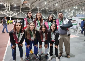 Equipo quintanarroense de voleibol subcampeón en el Encuentro Nacional Deportivo Indígena