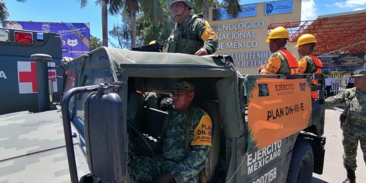 Participan más de 61 mil personas en un simulacro en Quintana Roo