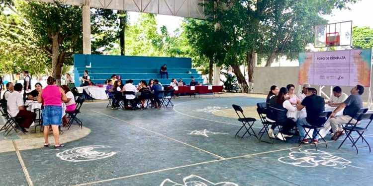 INMAYA e IEQROO dan a conocer derechos políticos-electorales a habitantes de comunidades mayas