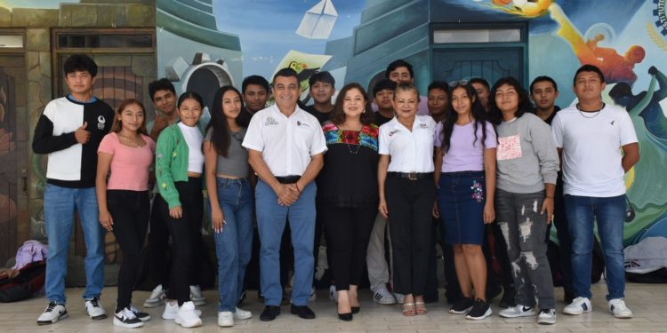 IQM hace alianzas con la UIMQROO y TECNM para empoderar a las mujeres jóvenes