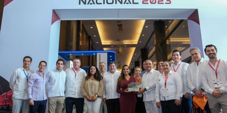 Mara Lezama inaugura Convención Nacional de CANACAR