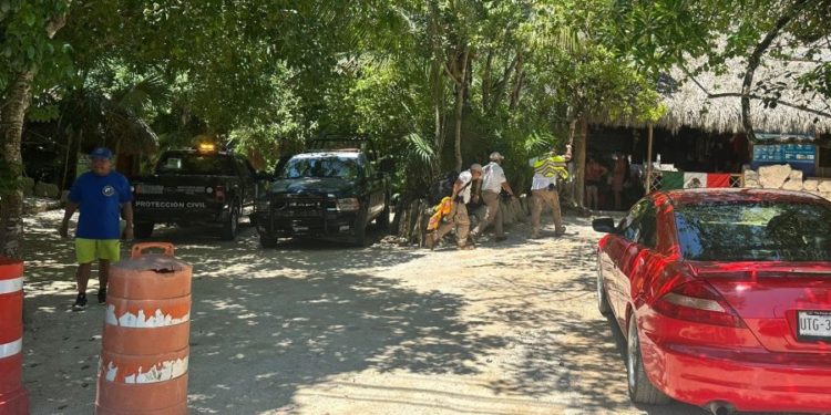 Fallece extranjero al impactarse contra una roca en Cenote azul de Playa del Carmen