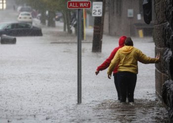 Fuertes lluvias dejan inundaciones en Nueva York